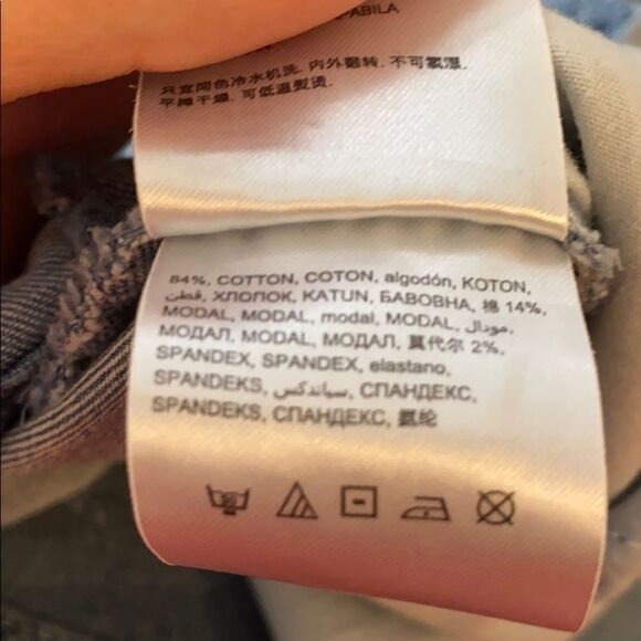 Bebe Off The Shoulder Denim Distressed Romper Contemporary Feminine Festival - Picture 9 of 16